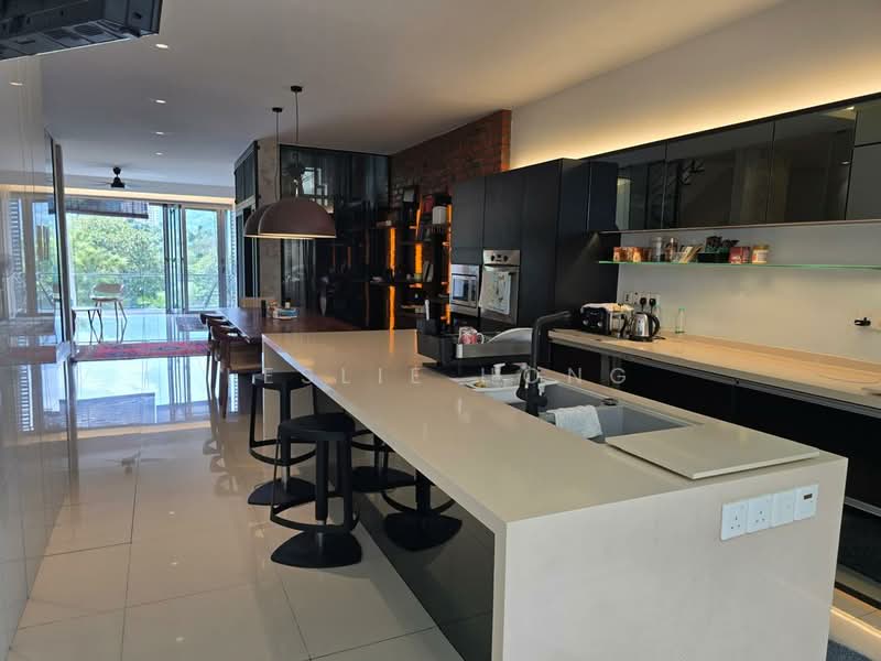 3-storey Terraced House for Sale in Tanjung Bungah (Penang) - Leslie Hong - Kitchen - PropertyGuru.com.my