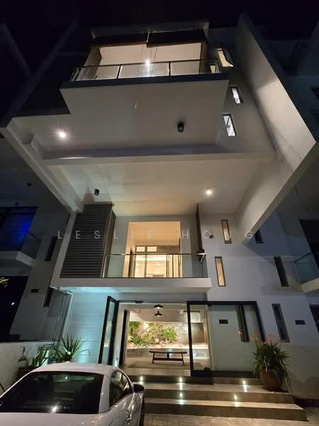 3-storey Terraced House for Sale in Tanjung Bungah (Penang) - Leslie Hong - Exterior - PropertyGuru.com.my