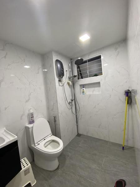 Terraced House for Sale in Bukit Jelutong (Shah Alam) - Emily Kho - PropertyGuru.com.my