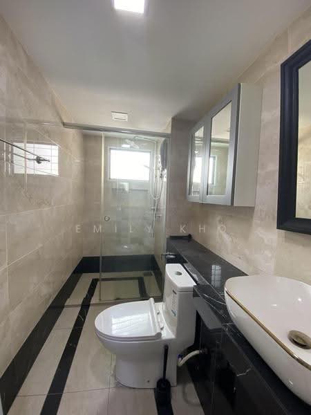 Terraced House for Sale in Bukit Jelutong (Shah Alam) - Emily Kho - Bathroom - PropertyGuru.com.my