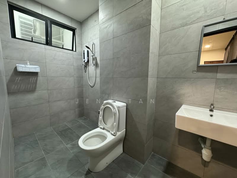 Apartment for Rent at Armadale Residence, Kuching, Sarawak - Jeno Tan - Bathroom - PropertyGuru.com.my