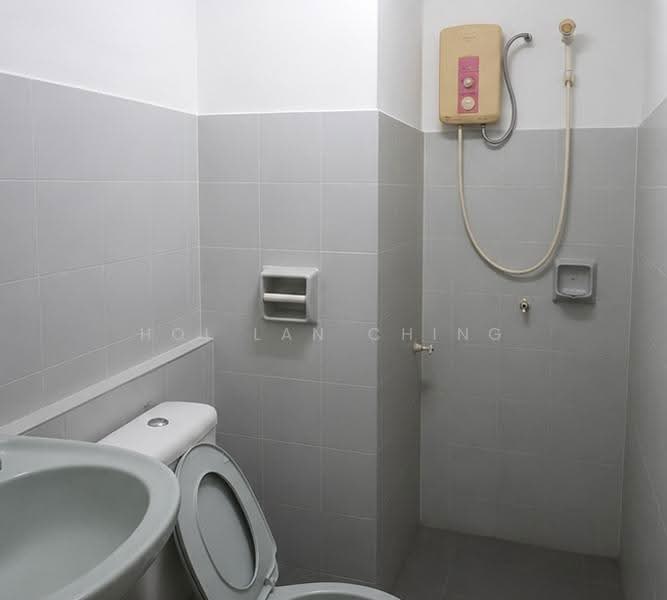 Condominium for Sale at La Villas Condominium - Hoi Lan Ching - Bathroom - PropertyGuru.com.my
