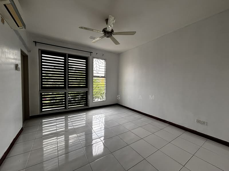 3-storey Terraced House for Sale in Rawang (Selangor) - Afiq Sham - Interior - PropertyGuru.com.my