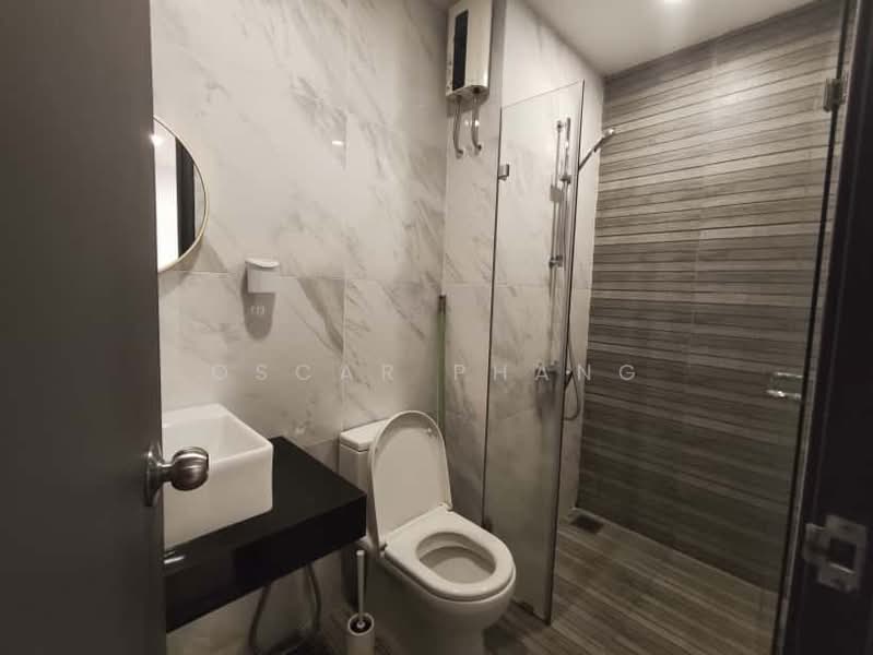 Service Residence for Rent at Emporis - Oscar Phang - Bathroom - PropertyGuru.com.my