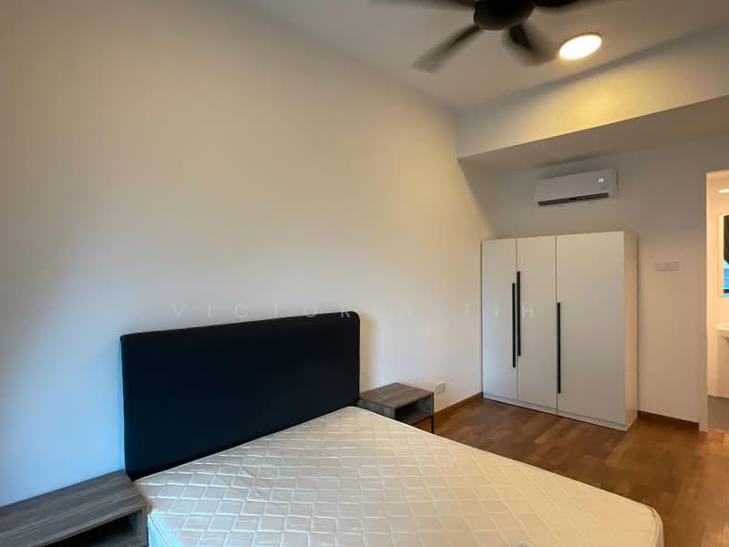 Servis Apartment untuk Dijual di Reizz Residence - Victoria Tih - Bedroom - PropertyGuru.com.my
