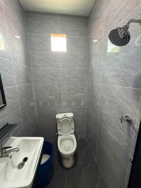 1-storey Terraced House for Sale in Kangkar Pulai (Skudai) - Melinda Ee - Bathroom - PropertyGuru.com.my