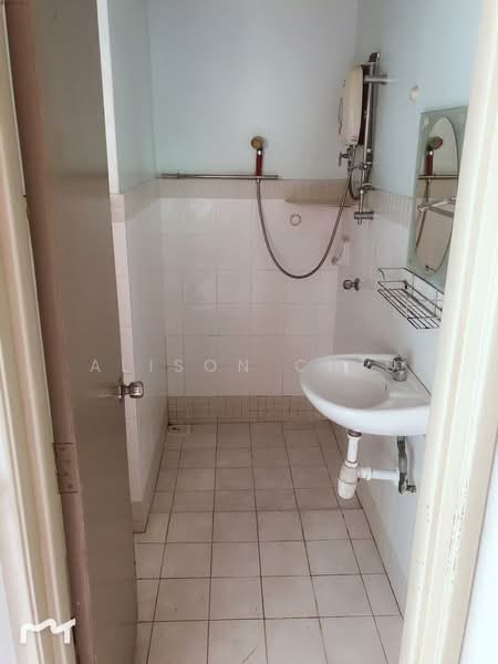 Apartment for Sale at Andari Townvilla - Alison Chiu - Bathroom - PropertyGuru.com.my