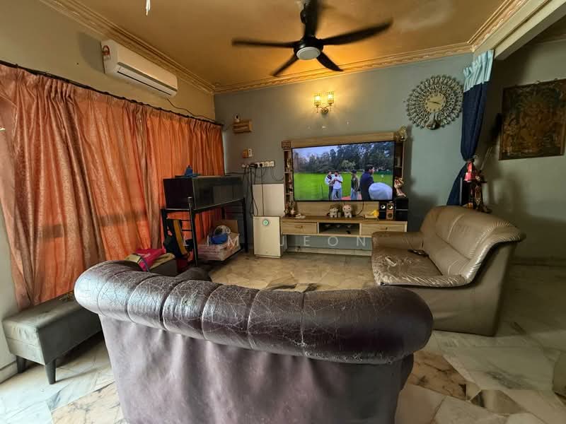 2-storey Terraced House for Sale in Taman Sentosa (Klang) - Lim Jeon - Living Room - PropertyGuru.com.my