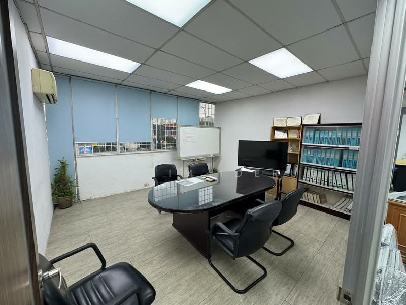 Semi-D Factory for Sale in Subang Jaya (Selangor) - Ibrahim Iderus - Interior - PropertyGuru.com.my
