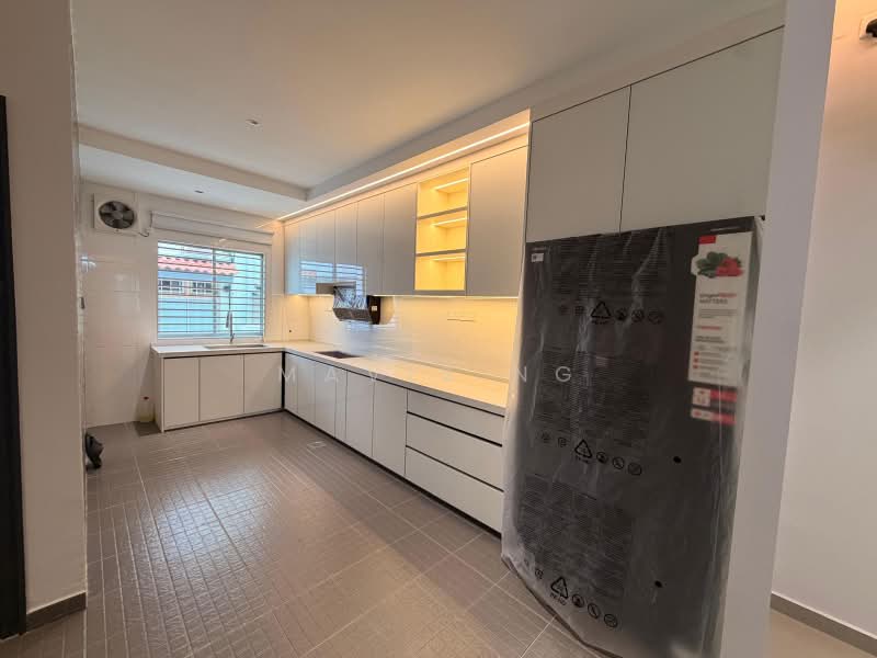2-storey Terraced House for Sale in Setia Alam (Selangor) - Mavis Ng - Kitchen - PropertyGuru.com.my