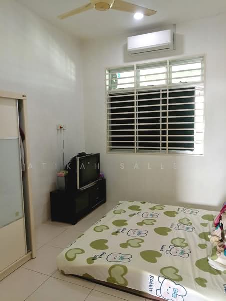 1-storey Terraced House for Sale in Kota Sarang Semut (Kedah) - Atikah Salleh - Bedroom 1 - PropertyGuru.com.my