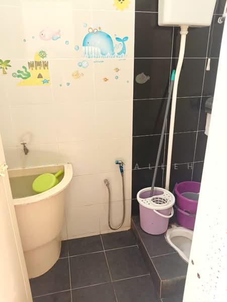 1-storey Terraced House for Sale in Kota Sarang Semut (Kedah) - Atikah Salleh - Bathroom 1 - PropertyGuru.com.my