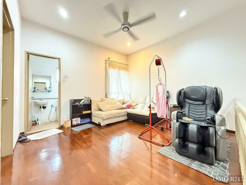 2-storey Terraced House for Sale in Setia Alam (Selangor) - Mavis Ng - Living Room - PropertyGuru.com.my