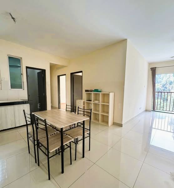 Servis Apartment untuk Disewa di Amara - Evelyn Lee - Dining Room - PropertyGuru.com.my