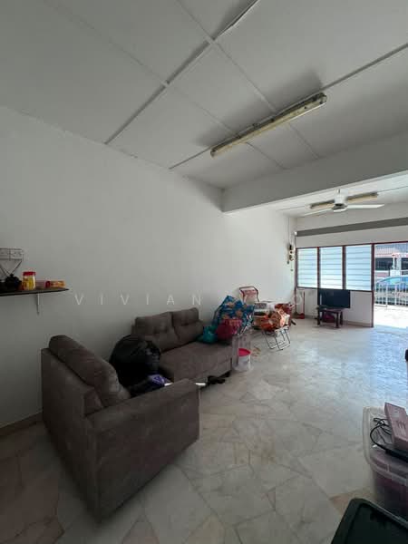 Rumah Teres 1 Tingkat untuk Dijual di Ipoh (Perak) - Vivian Vooi - Living Room - PropertyGuru.com.my