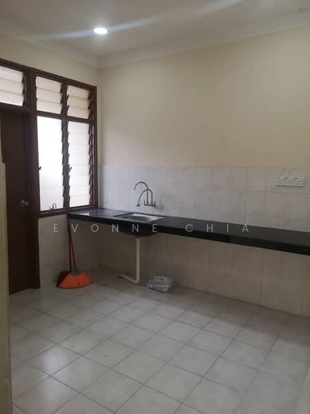 Rumah Teres 1 Tingkat untuk Dijual di Kulai (Johor) - Evonne Chia - Kitchen - PropertyGuru.com.my
