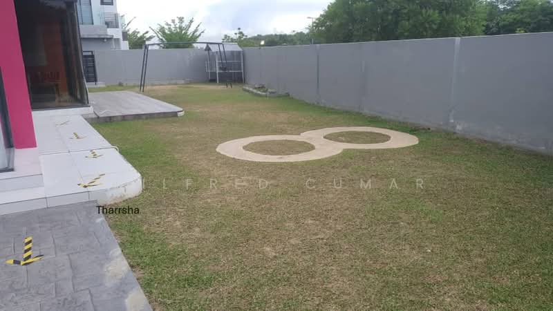 Rumah Berkembar untuk Dijual di Taman Prima Saujana (Kajang) - Wilfred Cumar - Exterior - PropertyGuru.com.my