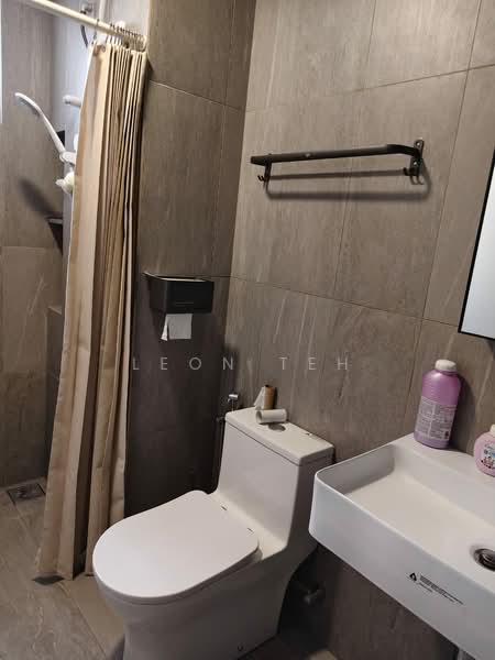 Servis Apartment untuk Disewa di Savvy @ Riana Dutamas - Leon Teh - Bathroom - PropertyGuru.com.my
