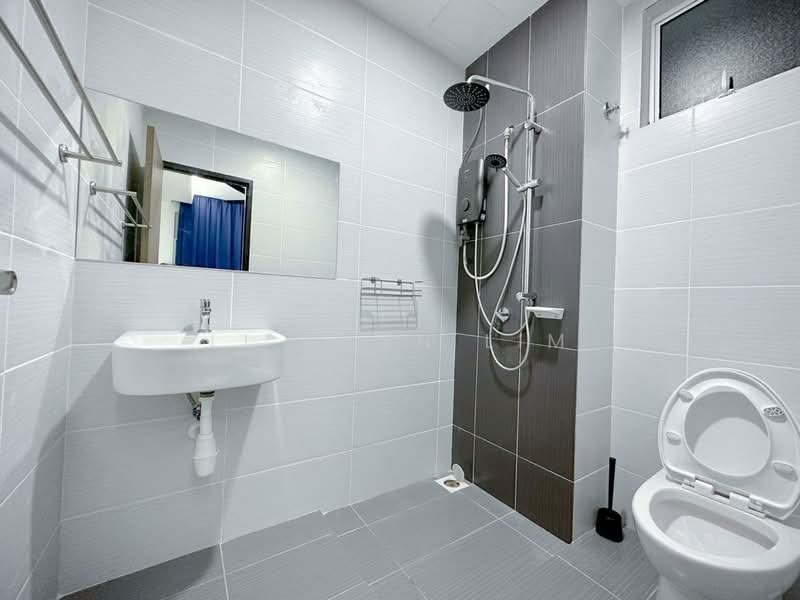Servis Apartment untuk Disewa di Novo 8 Residence - Li Xuan Lim - Bathroom - PropertyGuru.com.my