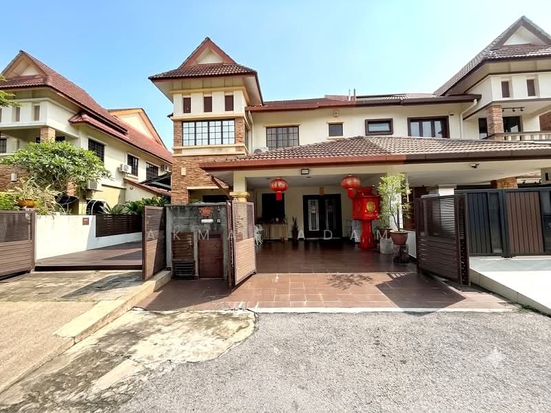 Semi-Detached House for Sale in Bandar Nusaputra (Puchong) - Akmal Adam - Exterior - PropertyGuru.com.my
