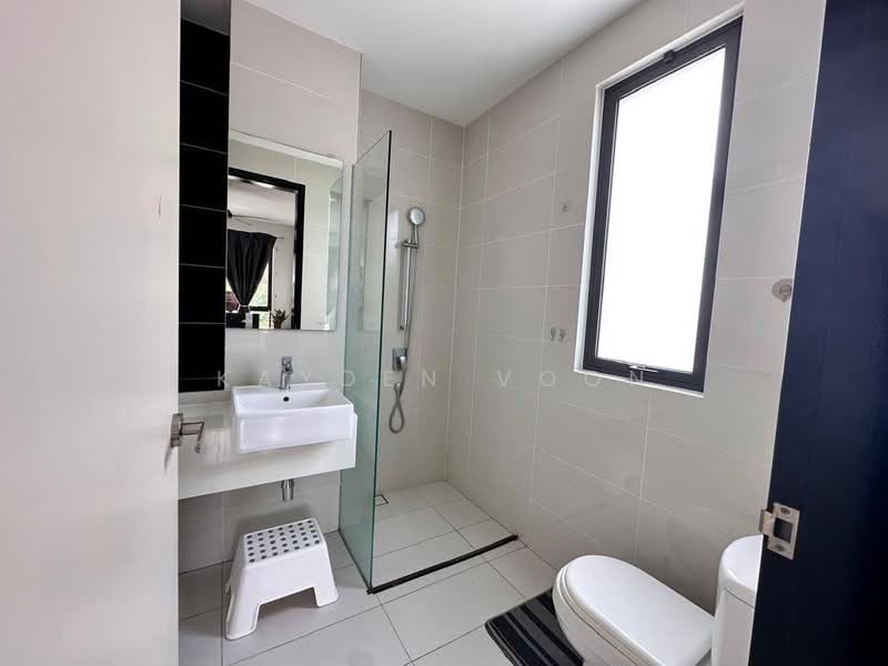 Semi-Detached House for Sale in Sunway Iskandar (Iskandar Puteri (Nusajaya)) - Kayden Voon - Bathroom - PropertyGuru.com.my