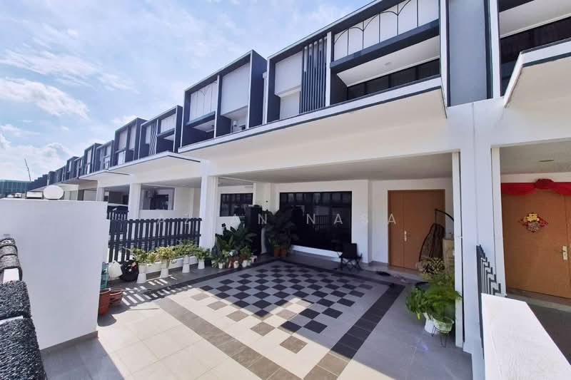 Rumah Teres 2 Tingkat untuk Dijual di Setia Indah 9 (Setia Alam) - Azian Nasa - PropertyGuru.com.my