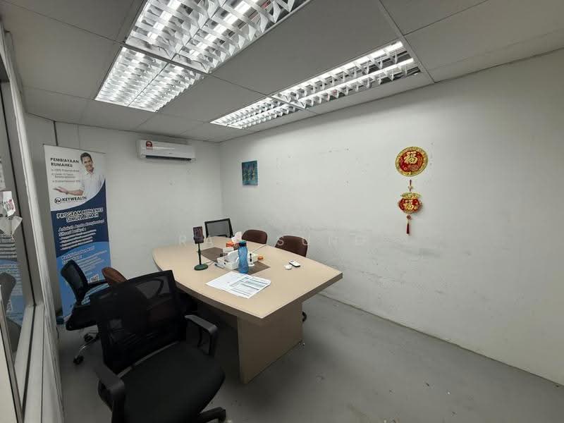 Shop / Office for Rent in Kuchai Entrepreneurs Park (Kuchai Lama) - Ray Sung - Interior - PropertyGuru.com.my