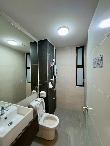 Kondominium untuk Disewa di Admiral Residences - Li Xuan Lim - Bathroom - PropertyGuru.com.my