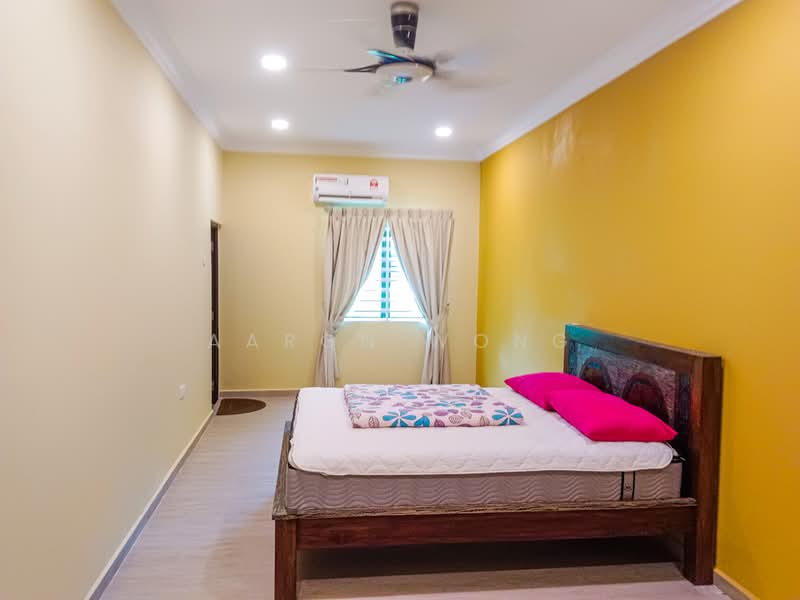 Bungalow House for Sale in Port Dickson (Negeri Sembilan) - Aaron Wong - Bedroom - PropertyGuru.com.my