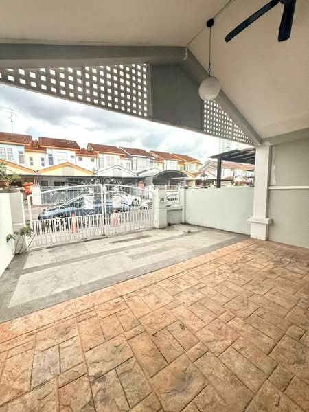 Rumah Teres 2 Tingkat untuk Dijual di Bandar Seri Alam (Masai) - Anson Chua - Exterior - PropertyGuru.com.my