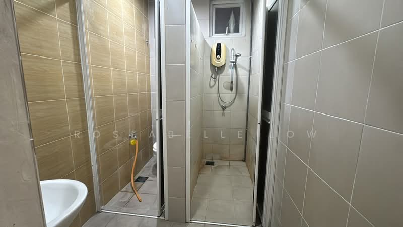 Condominium for Rent at Mutiara Ville - Roseabelle Low - Bathroom - PropertyGuru.com.my