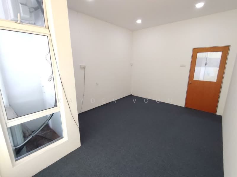 Shop for Rent in Austin (Johor Bahru) - Kayden Voon - Interior - PropertyGuru.com.my