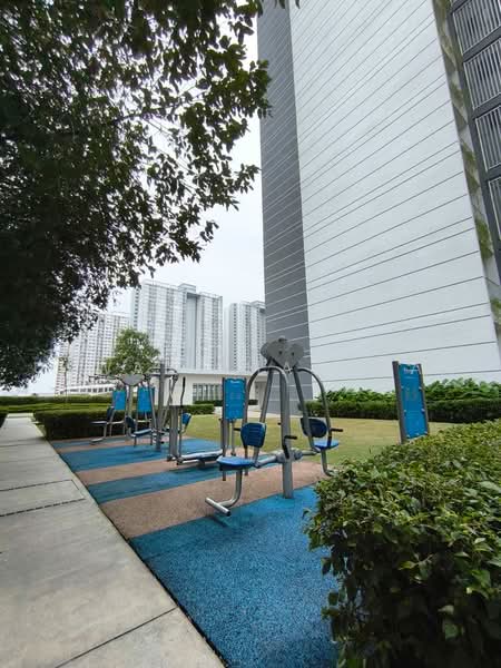 Condominium for Rent at Lakefront Residence - Uswani Mazuwan - Exterior - PropertyGuru.com.my
