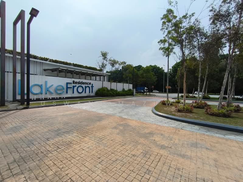 Condominium for Rent at Lakefront Residence - Uswani Mazuwan - Exterior - PropertyGuru.com.my
