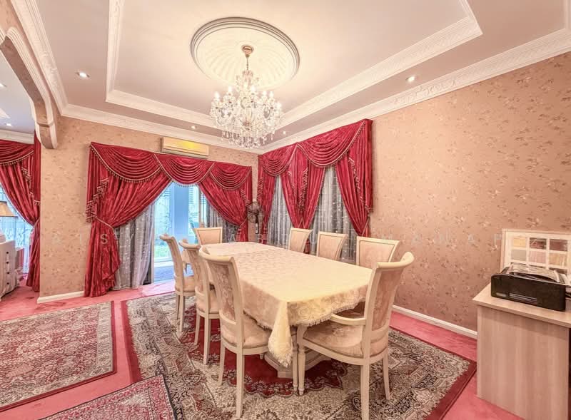 Bungalow for Sale in Ampang Jaya (Ampang) - Aisyah Abdul Manap - Dining Room - PropertyGuru.com.my