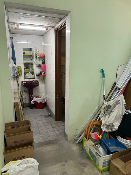 Kedai untuk Disewa di Bandar Bukit Puchong 2 (Puchong) - Amanda Lock - Bathroom - PropertyGuru.com.my