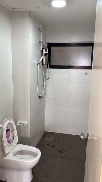 Service Residence for Rent at Sk One Residence - Gordon Ling - Bathroom - PropertyGuru.com.my