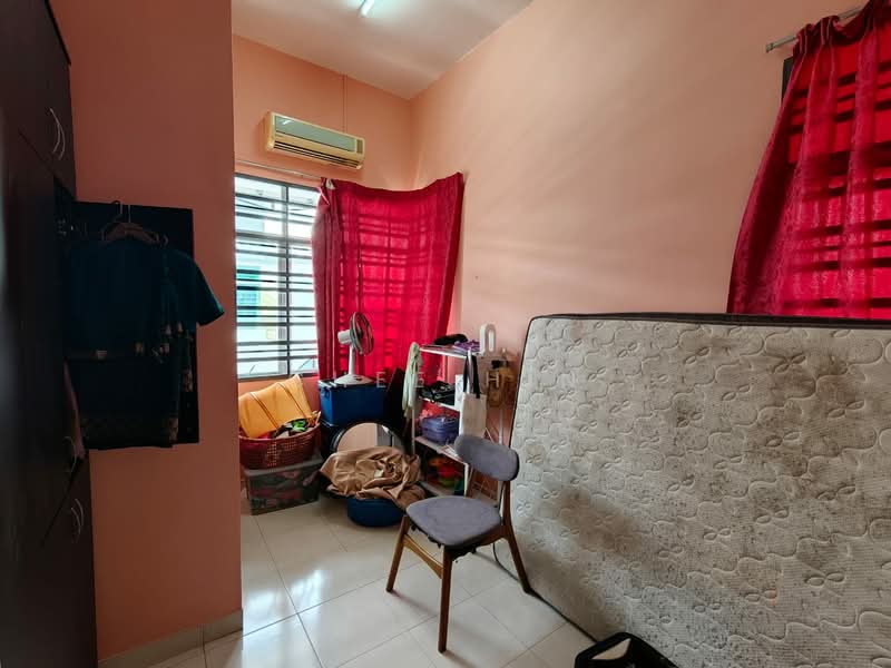 2-storey Terraced House for Rent in Bandar Puncak Alam (Puncak Alam) - Chee Hin - Bedroom - PropertyGuru.com.my