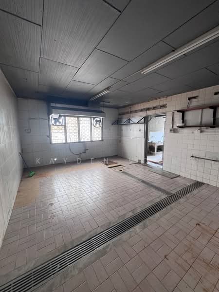 Shop for Rent in Taman Pelangi (Johor Bahru) - Kayden Voon - Kitchen - PropertyGuru.com.my