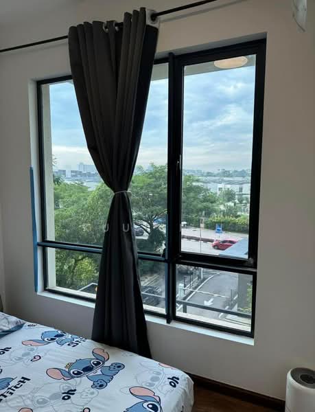 Servis Apartment untuk Dijual di Country Garden Central Park - Kuu Chin - Bedroom - PropertyGuru.com.my