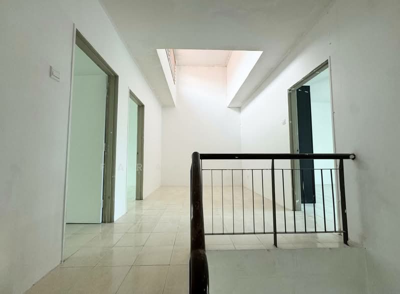 Rumah Teres 2 Tingkat untuk Dijual di Sungai Buloh (Selangor) - FARAH YUSUF - Corridor - PropertyGuru.com.my