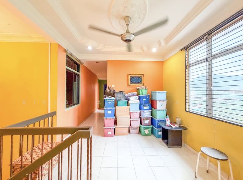 Rumah Teres 2 Tingkat untuk Dijual di Ukay Perdana (Ulu Kelang) - Aisyah Abdul Manap - Interior - PropertyGuru.com.my