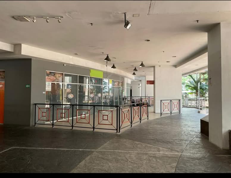 Kedai / Pejabat untuk Dijual di Sri Petaling (Kuala Lumpur) - Alvin Seah - Exterior - PropertyGuru.com.my