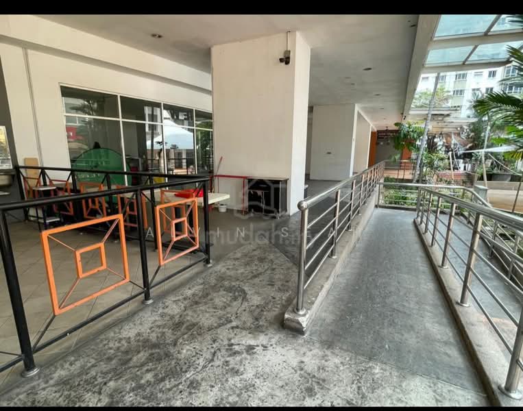 Kedai / Pejabat untuk Dijual di Sri Petaling (Kuala Lumpur) - Alvin Seah - Exterior - PropertyGuru.com.my