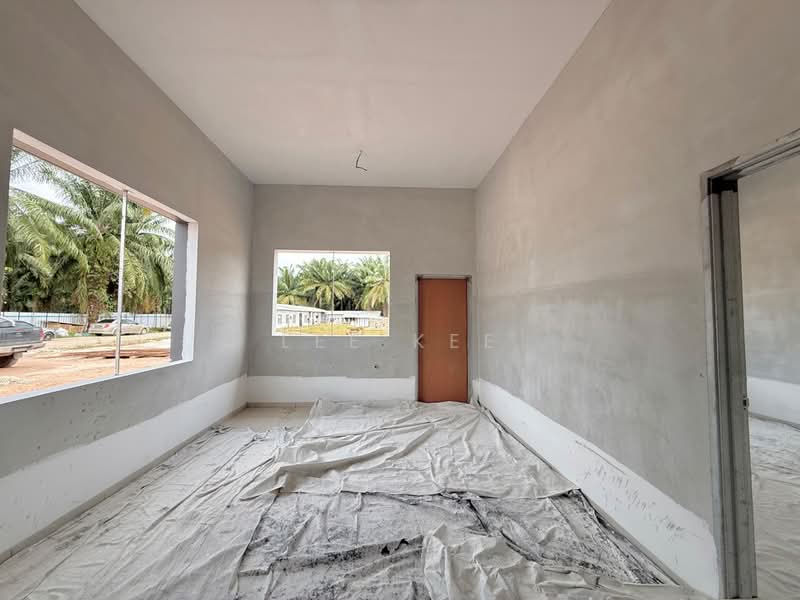 1-storey Terraced House for Sale in Kampung Bindu (Batu Pahat) - Lee Kee - Interior - PropertyGuru.com.my