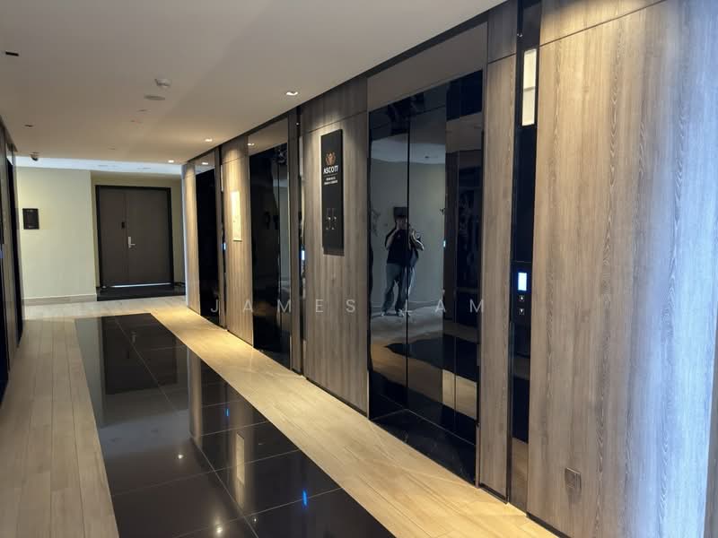 Service Residence for Sale at Star Residences Two - James Lam - Lobby - PropertyGuru.com.my