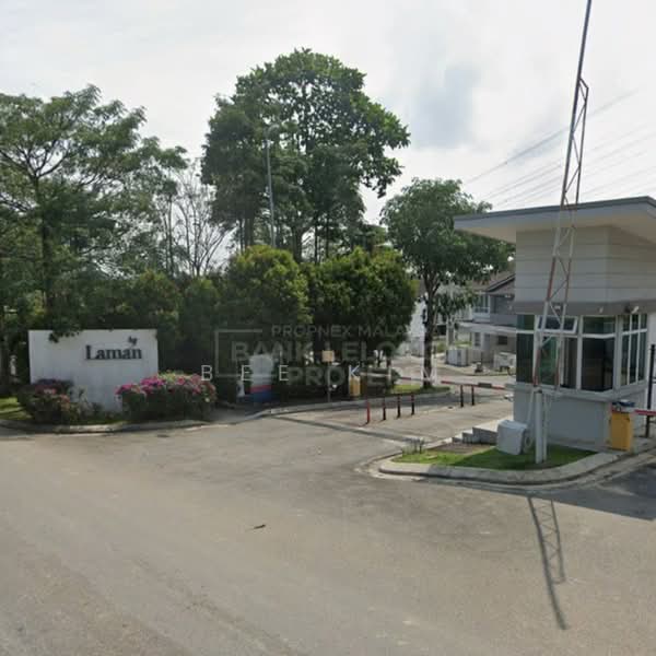 Semi-Detached House for Sale in Puchong (Selangor) - Bee Kim - Exterior - PropertyGuru.com.my