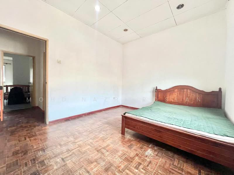 2-storey Terraced House for Sale in Bandar Bukit Mahkota (Bangi) - Mohd Nazri Roslan - PropertyGuru.com.my