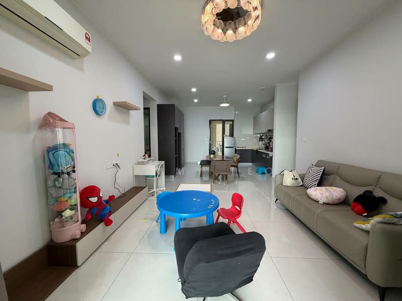 Service Residence for Rent at Royal Strand @ Country Garden Danga Bay - SAMMY TEO - Living Room - PropertyGuru.com.my