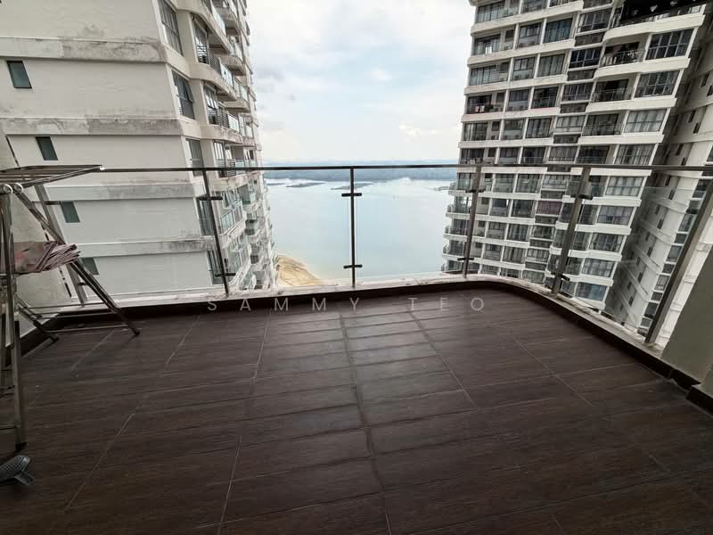 Service Residence for Rent at Royal Strand @ Country Garden Danga Bay - SAMMY TEO - Balcony - PropertyGuru.com.my